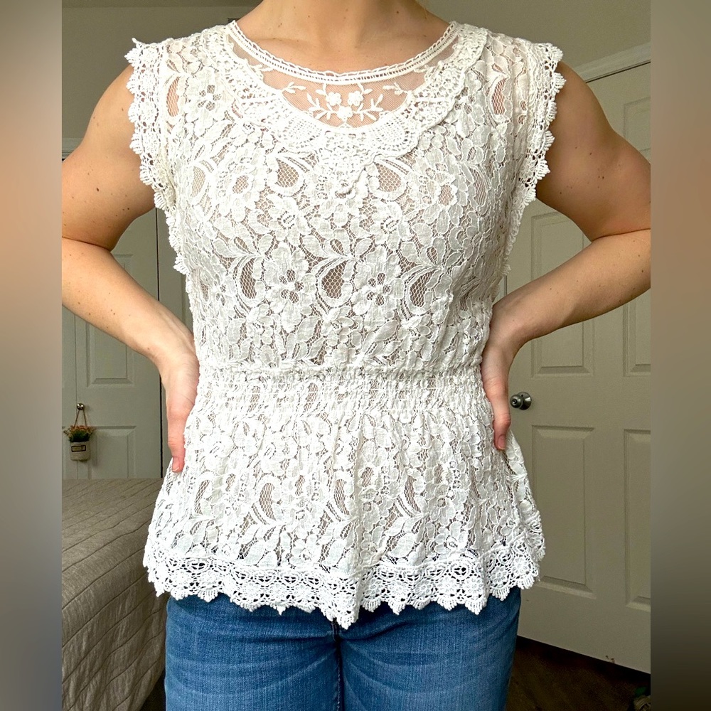 Lacy white top